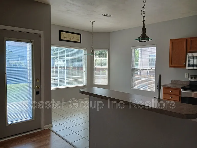 311 Outlaw St — Photo 11