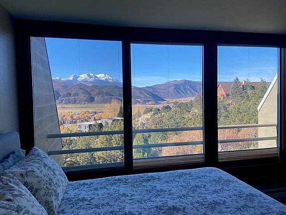 Bedroom - Upper Level