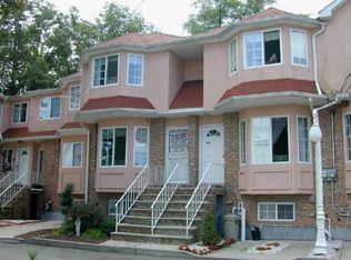 66 Farrell Ct, Staten Island, NY 10306