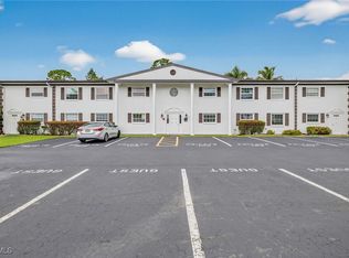 7025 New Post Dr APT 4, North Fort Myers, FL 33917