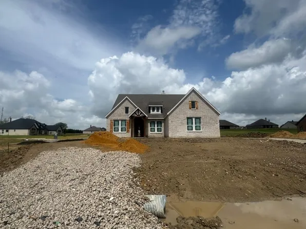 701 Water Side Dr, Van Alstyne, TX 75495