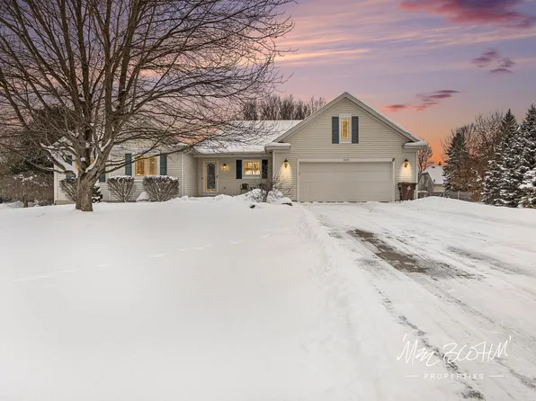 1049 Kenalex Ct, Sparta, MI 49345