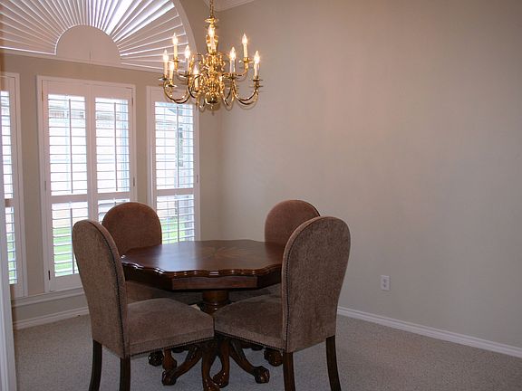 3rd image of 308 Heatherwood Dr