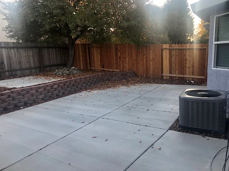 1323 Hidalgo Cir — Photo 18