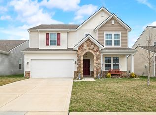 2586 Creek Bank Dr, Columbus, IN 47201
