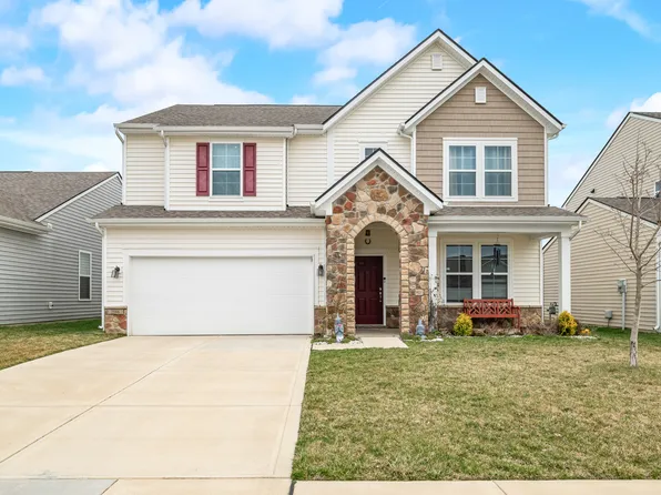 2586 Creek Bank Dr, Columbus, IN 47201