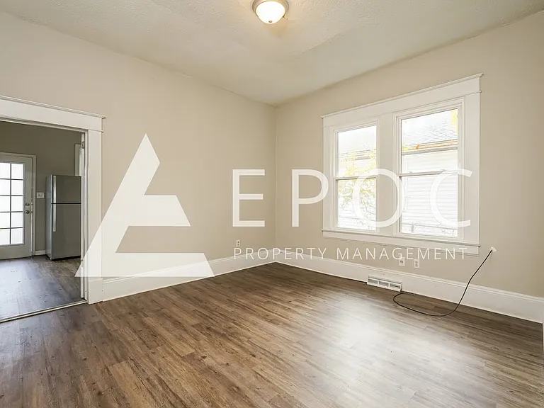 705 Salisbury Ridge Rd — Photo 6