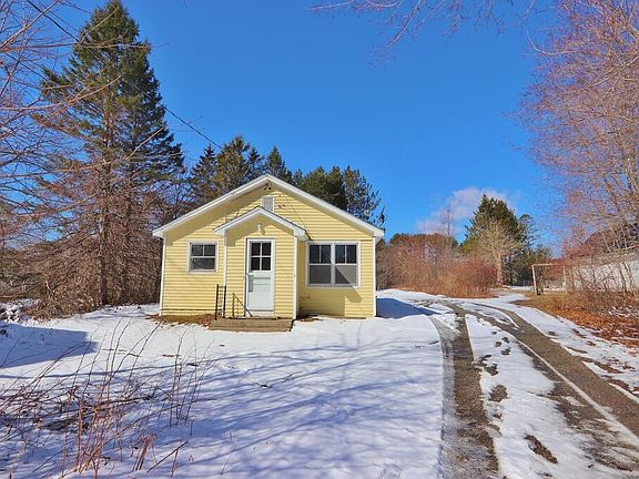 2nd image of 418 Main Road S