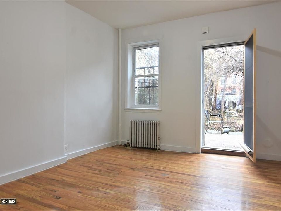 1st image of 131 Columbia St APT A4