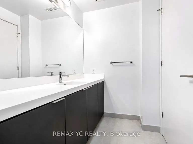 5858 Yonge St #1022 — Photo 28