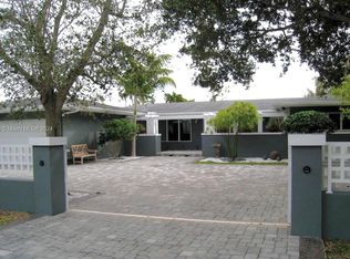 10301 SW 58th Ct, Pinecrest, FL 33156