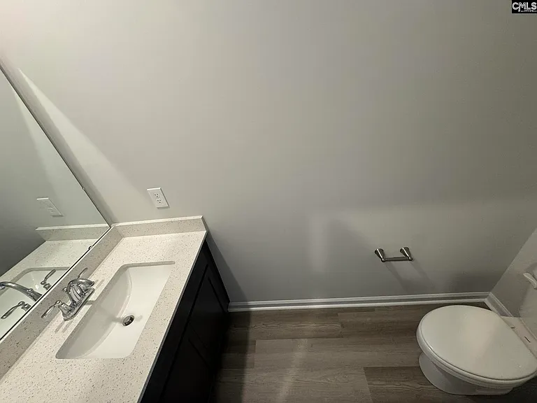 127 Carr Ln — Photo 4