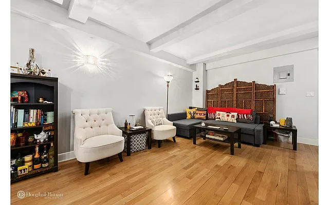 Rented by Douglas Elliman | media 33