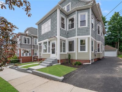 25 Sessions St, Providence, RI, 02906