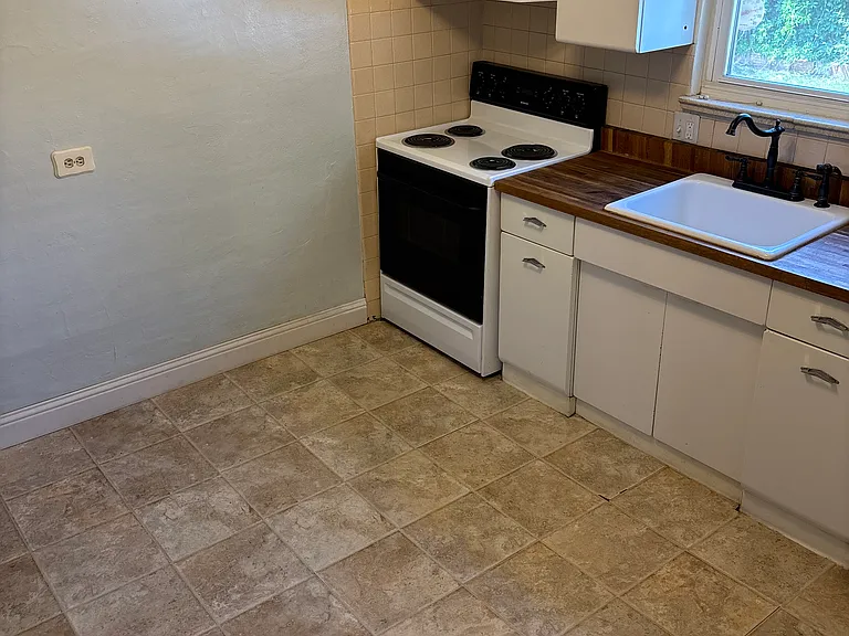 Kitchen third view