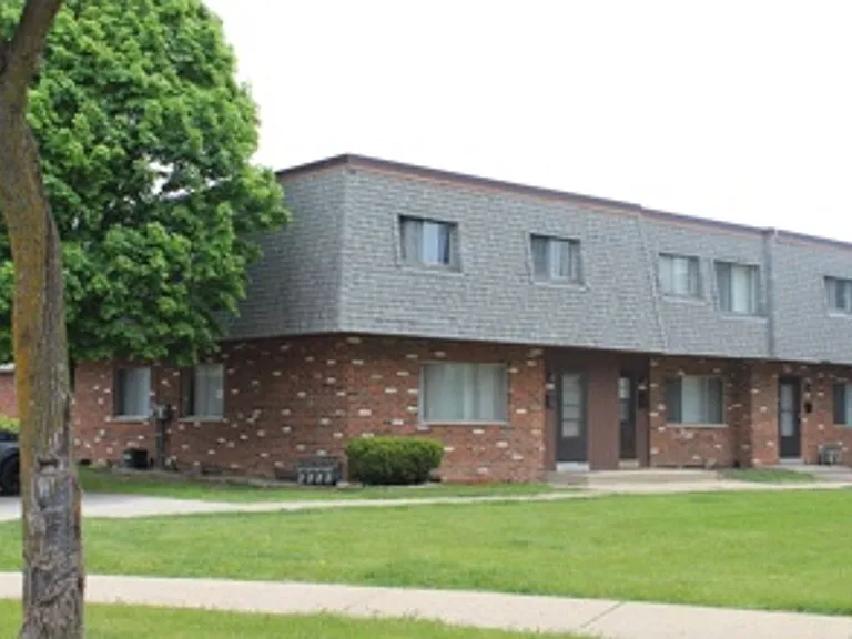 3237-3275B S 99th Ct #3301-3395A — Photo 23