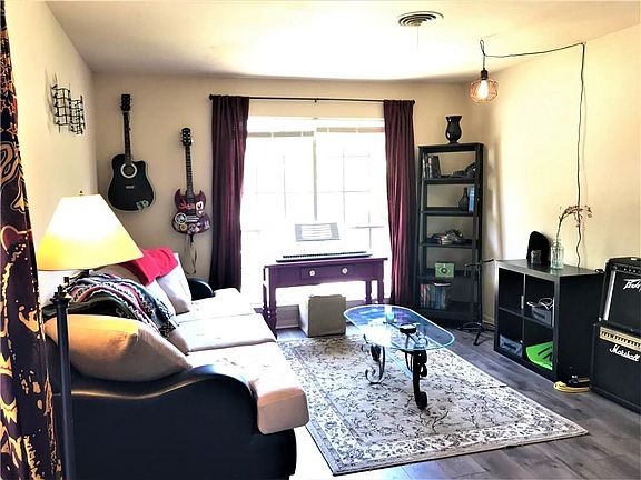 5th image of 6 Stonegate Dr