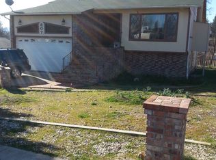 807 North St, Yreka, CA