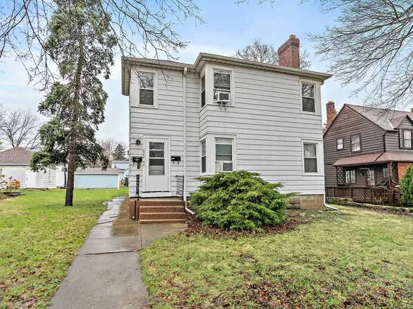 820 Lincoln Hwy, Rochelle, IL 61068