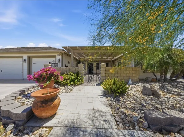 1936 Medoc Cir, San Jacinto, CA 92583