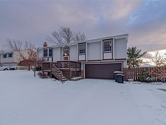 2nd image of 4646 Baywood Dr