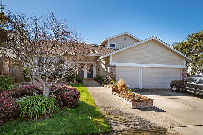 1st image of 2044 Fairmont Dr