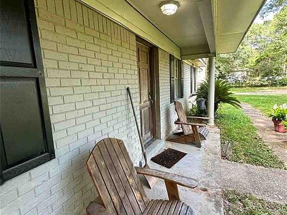 2nd image of 10100 Wulff Rd S