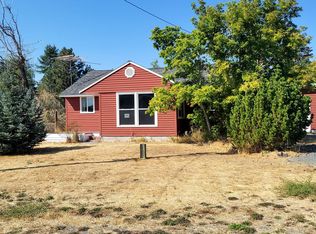 530 3rd St, North Powder, OR 97867