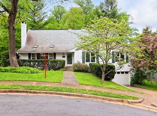 4320 37th Rd N, Arlington, VA 22207