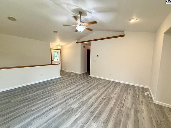 4th image of 2402 N King St
