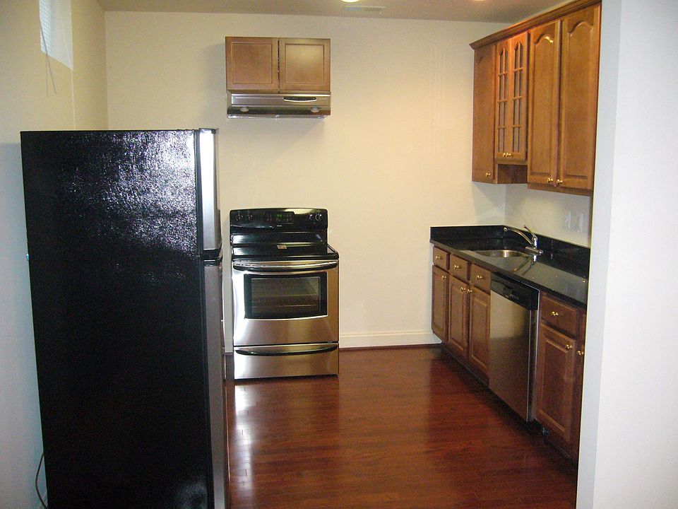 2509 Briggs Chaney Rd Silver Spring, MD, 20905 Apartments for Rent