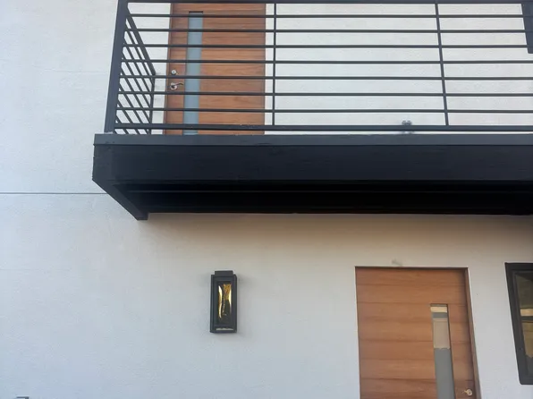 10714 Stanford Ave, Los Angeles, CA 90059