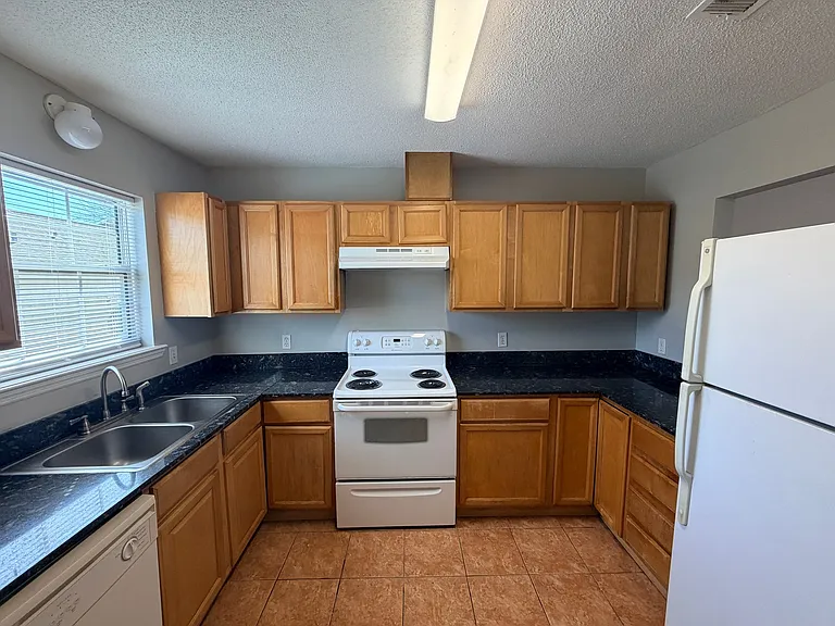 1531 Woodard St #372-D2 — Photo 6