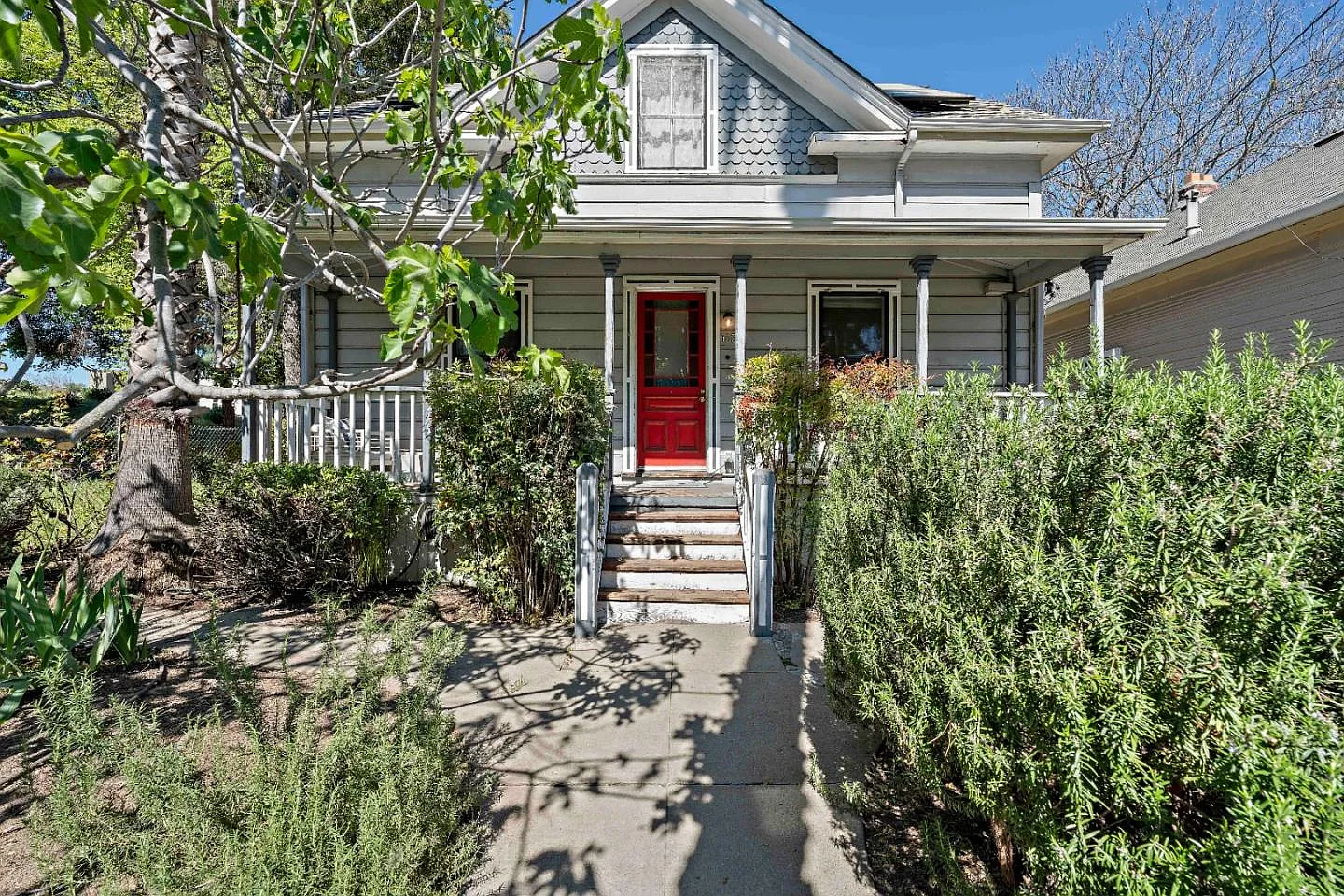 163 Carrie St photo 1