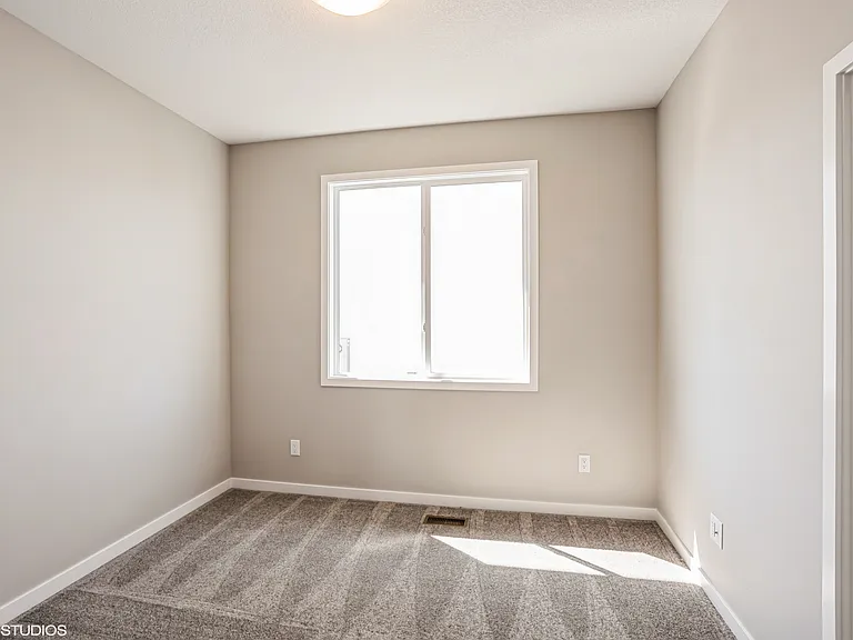 4210 NE 3rd St — Photo 14