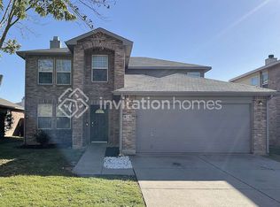 1900 Elk Lake Trl, Justin, TX 76247