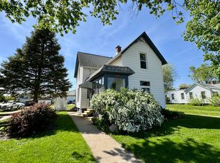 616 N Pleasant St, Princeton, IL 61356