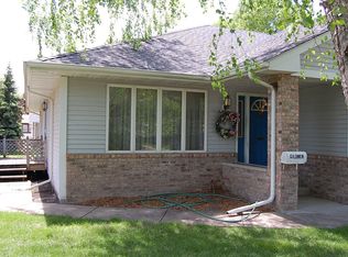 32 Spruce St, Farmington, MN 55024