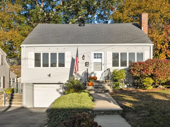 19 Elliott St, Melrose, MA 02176