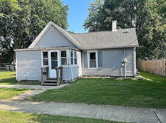 1st image of 1719 Indiana St