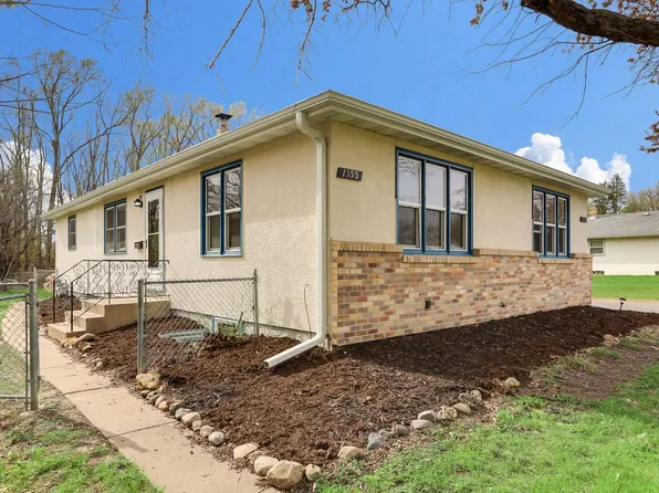 1555 McAfee St, Saint Paul, MN 55106