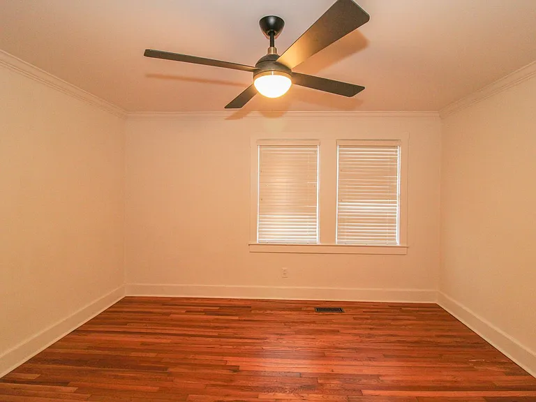 426 Rogers St — Photo 28