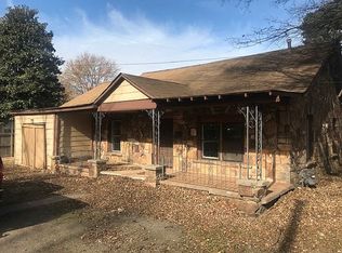 1917 Elm St, Van Buren, AR 72956