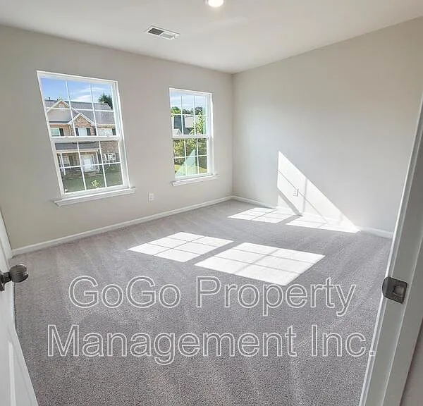 22 Echo Valley Dr — Photo 8