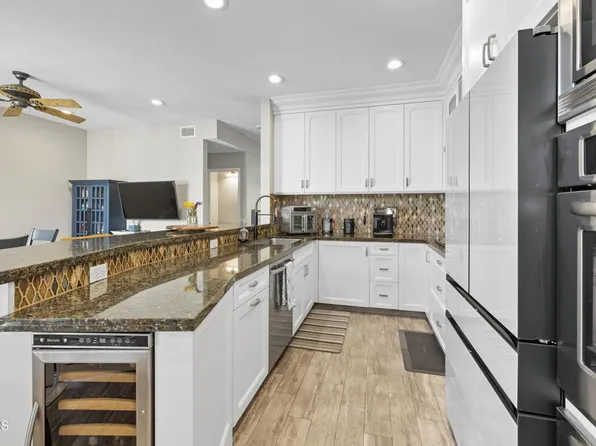 7412 Seabluff Dr Unit 108, Huntington Beach, CA 92648