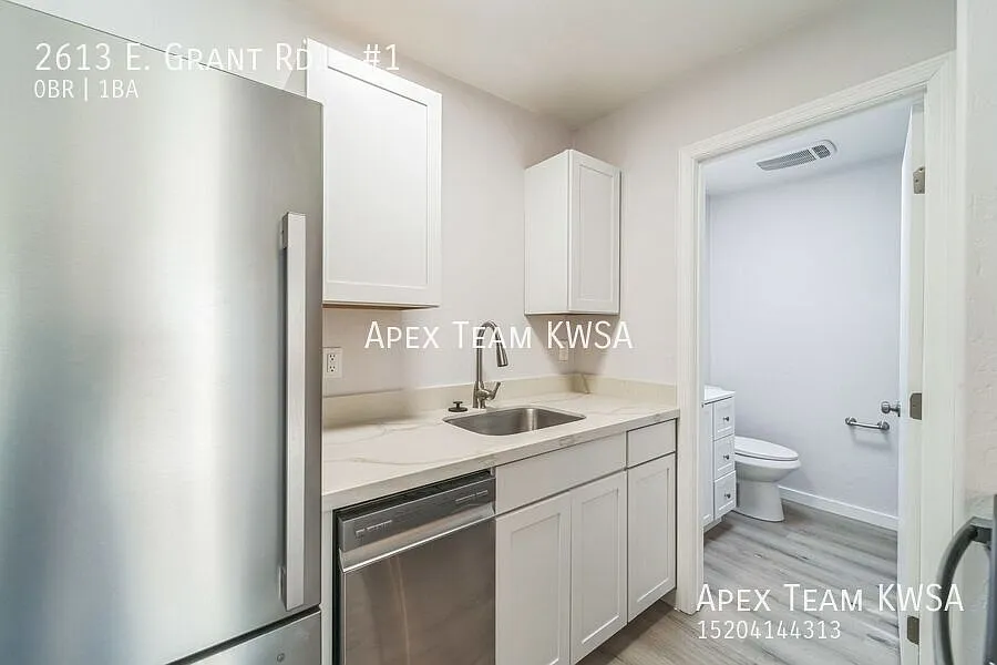 $665-Beautiful Newly Renovated Studio Apartment Available NOW! — Photo 3