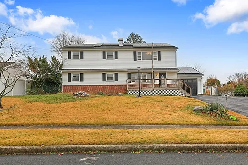 3 Blue Grass Dr Photo 1