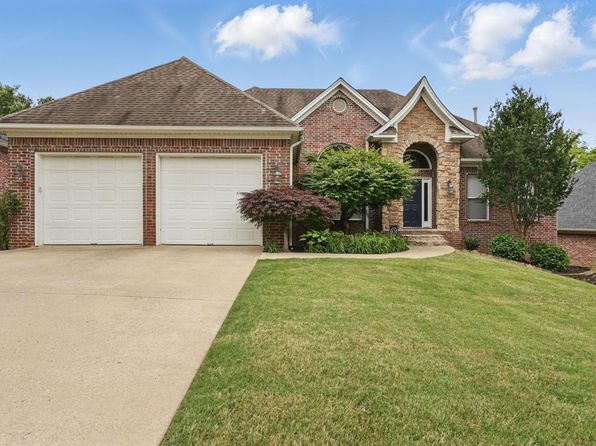 15 Challain Cv, Little Rock, AR 72223