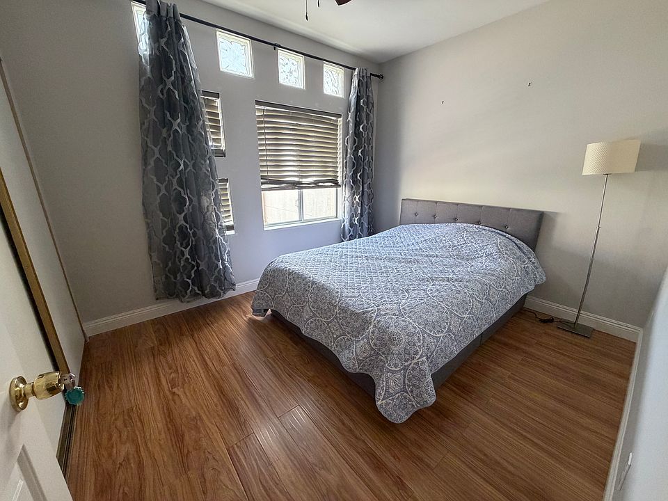 Bedroom: second floor, queen size bed and mattress
