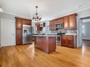 9 Cyrus St, Wakefield, MA 01880